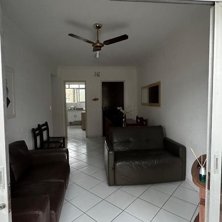 Apartamento Uma Quadra Da Praia Das Asturias Гуаружа Екстериор снимка